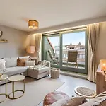 Aude De - Near The With Free Garagebox Apartmán