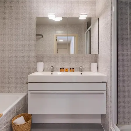 Aude De - Near The With Free Garagebox * Nieuwpoort