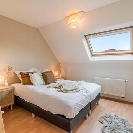 Aude De - Near The With Free Garagebox Apartment Nieuwpoort