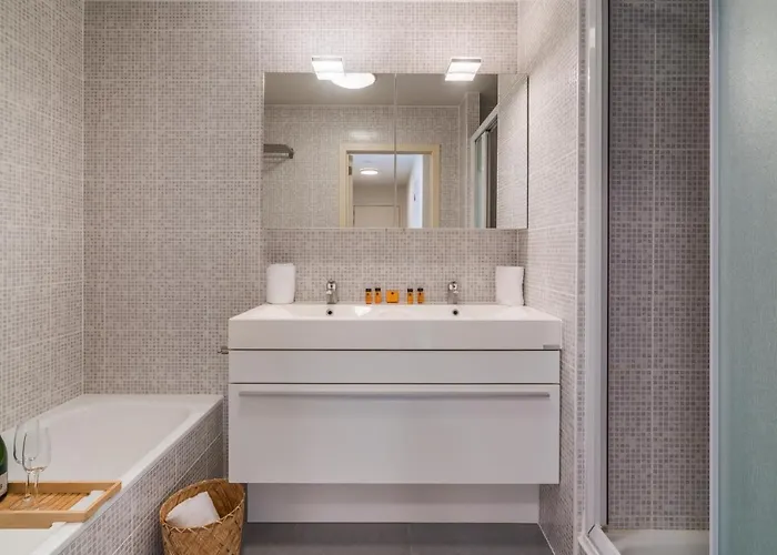 Aude De - Near The With Free Garagebox * Nieuwpoort