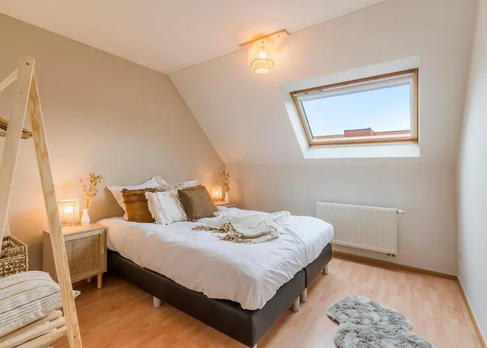 Aude De - Near The With Free Garagebox Apartment Nieuwpoort