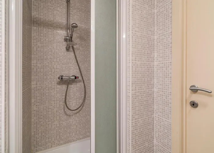 Apartment Aude De - Near The With Free Garagebox *